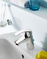 Смеситель для раковины Grohe Eurosmart 23124002 с гигиеническим душем Хром
