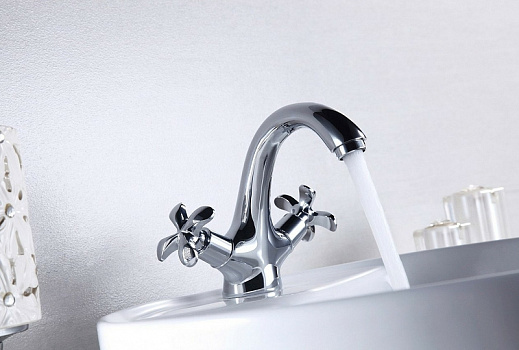 Смеситель для раковины Lemark Flora LM0106C Хром