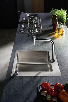 Кухонная мойка Hansgrohe C71-F450-06 43201000 со смесителем Хром