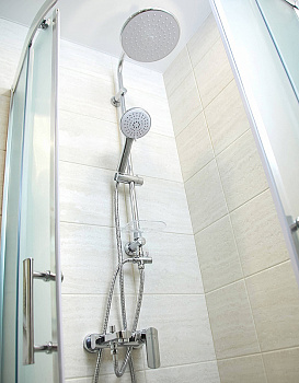 Душевая система Paini RS White 50CR191B0RS1P3 Хром Белая
