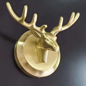 Двойной крючок Bronze de Luxe Royal 81152 Олень Бронза