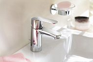 Смеситель для раковины Grohe Eurostyle Cosmopolitan 33552002 Хром