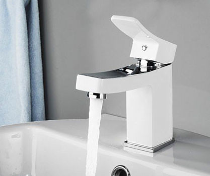 Смеситель для раковины WasserKRAFT Aller 1063W Белый Хром