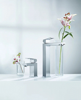 Смеситель для раковины Grohe Eurocube 23127000 Хром